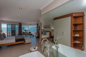 Sea Star Lodge