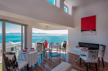 Sea Star Lodge