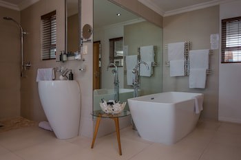 Sea Star Lodge