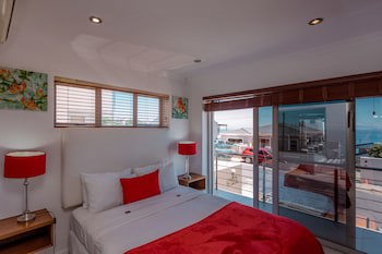 Sea Star Lodge