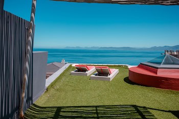 Sea Star Lodge