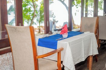 Castello Beach Hotel