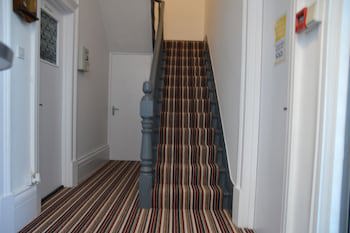 Holly Lodge Guest House