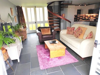 Dolgun Uchaf Guesthouse