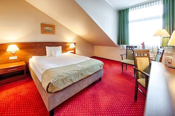 Grand Royal Hotel