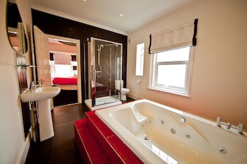 G Boutique Hotel