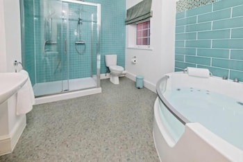 G Boutique Hotel