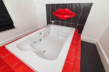 G Boutique Hotel