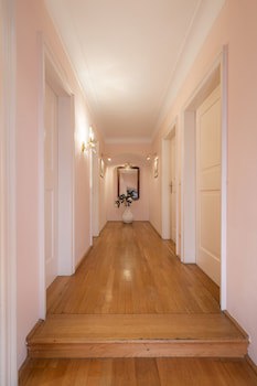 Der Schlosswirt Zu Anif - Biedermeier-Hotel Und Restaurant