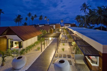 Aava Resort And Spa