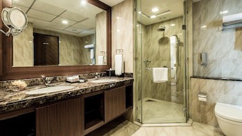 La Suite Dubai Hotel & Apartments Operated by Minor Hotels fotoğrafı