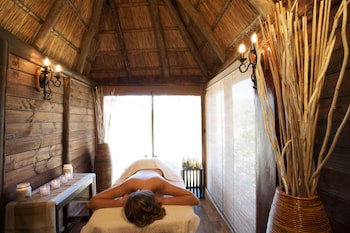 Serena Mivumo River Lodge