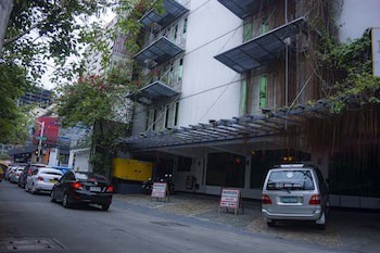 Franchise One Hotel