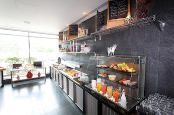 Brooklands Hotel