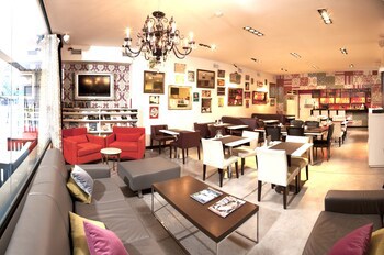 Be Hollywood Hotel
