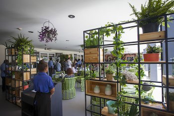Heritage Park Hotel