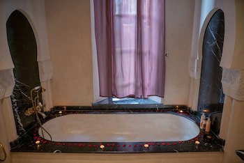 Demeures D'orient Riad Deluxe & Spa