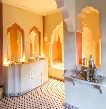 Demeures D'orient Riad Deluxe & Spa