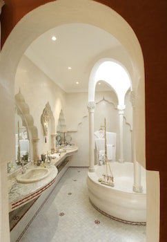 Demeures D'orient Riad Deluxe & Spa