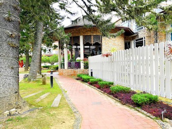 Century Pines Resort