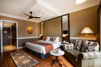 Century Pines Resort