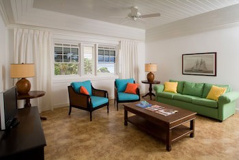 Atlantis Historic Inn
