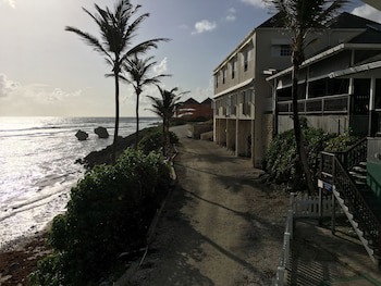 Atlantis Historic Inn