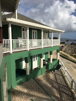 Atlantis Historic Inn
