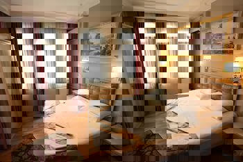 Tashkonak Studio Suites