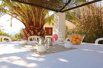 Casa Rural Los Algarrobales