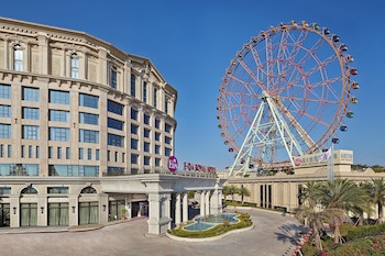E-Da Royal Hotel