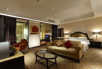 E-Da Royal Hotel