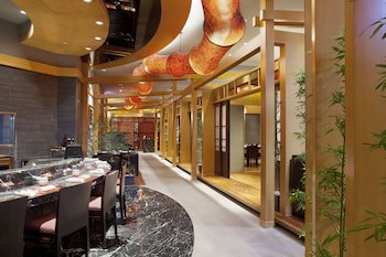 E-Da Royal Hotel