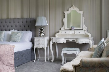 Fox & Hounds Country Hotel