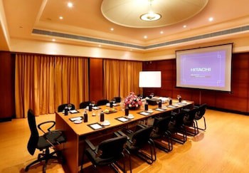 Green Park Hotel