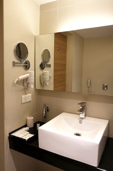 Green Park Hotel