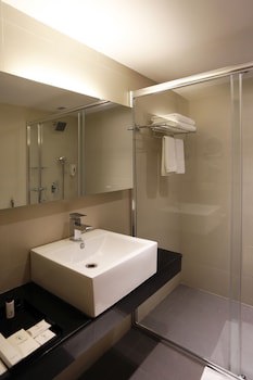Green Park Hotel