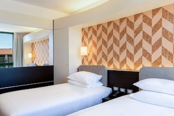 DoubleTree by Hilton Milan Malpensa Solbiate Olona galeri fotoğrafı
