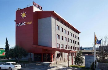 Hotel Basic