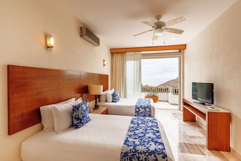 Grand Miramar All Luxury Suites & Residences