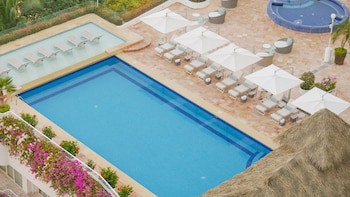 Grand Miramar All Luxury Suites & Residences