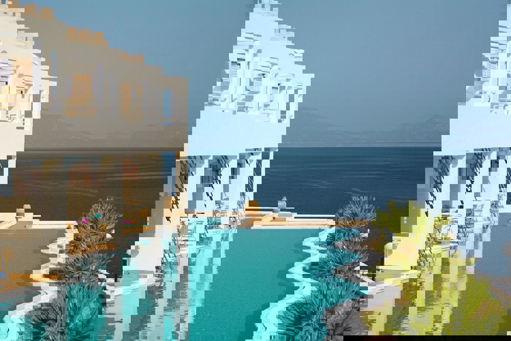 Canvas by Mitsis Family Village