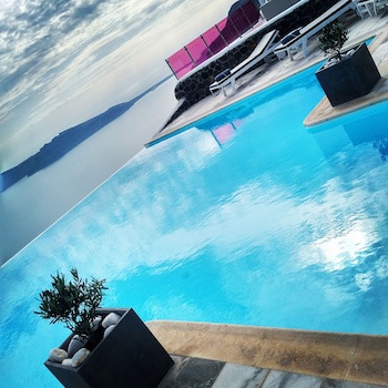 Csky Hotel