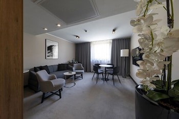 Hotel Ilonn