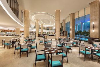 Courtyard By Marriott Mumbai International Airport