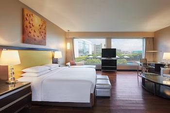 Courtyard By Marriott Mumbai International Airport