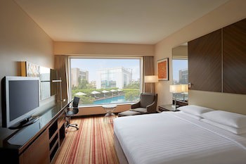 Courtyard By Marriott Mumbai International Airport