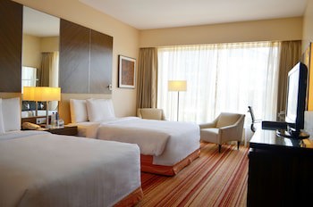 Courtyard By Marriott Mumbai International Airport