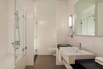 Courtyard By Marriott Budapest City Center