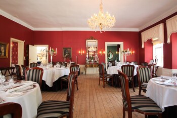 Store Restrup Slotshotel